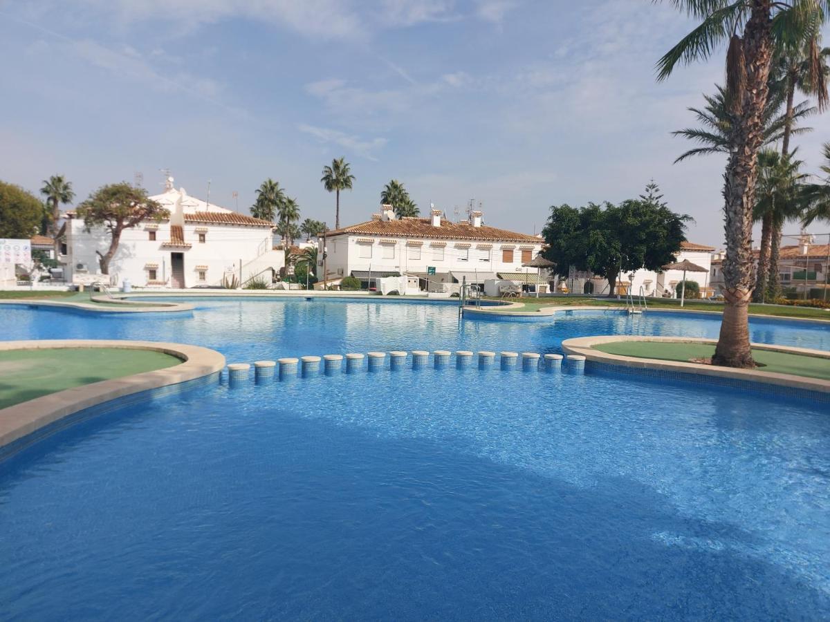 Bebi Casa Apartment Torrevieja Exterior foto